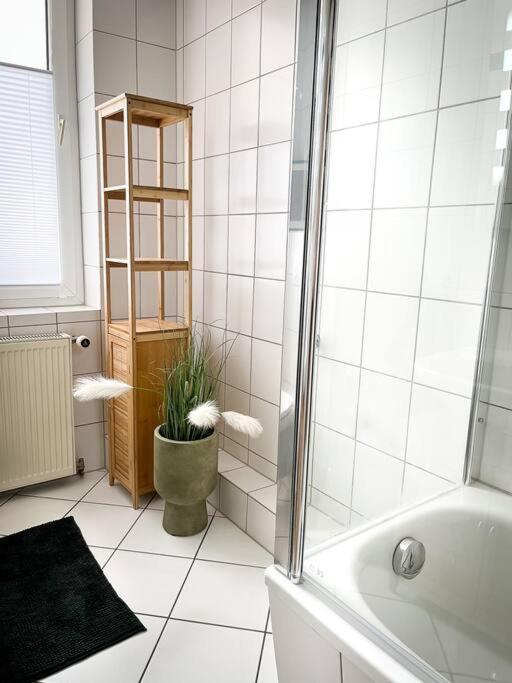 Bali Style Mit High Speed Wlan Und Gratis Parkplatz Apartment